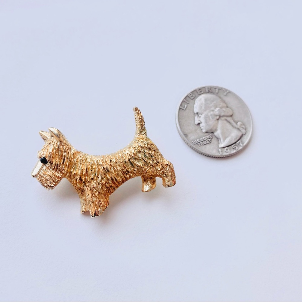 Scottish Terrier Dog Brooch - Gold Tone